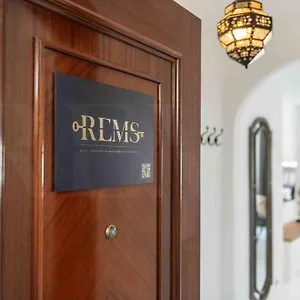 Spacious & Authentic By Rems , Málaga España